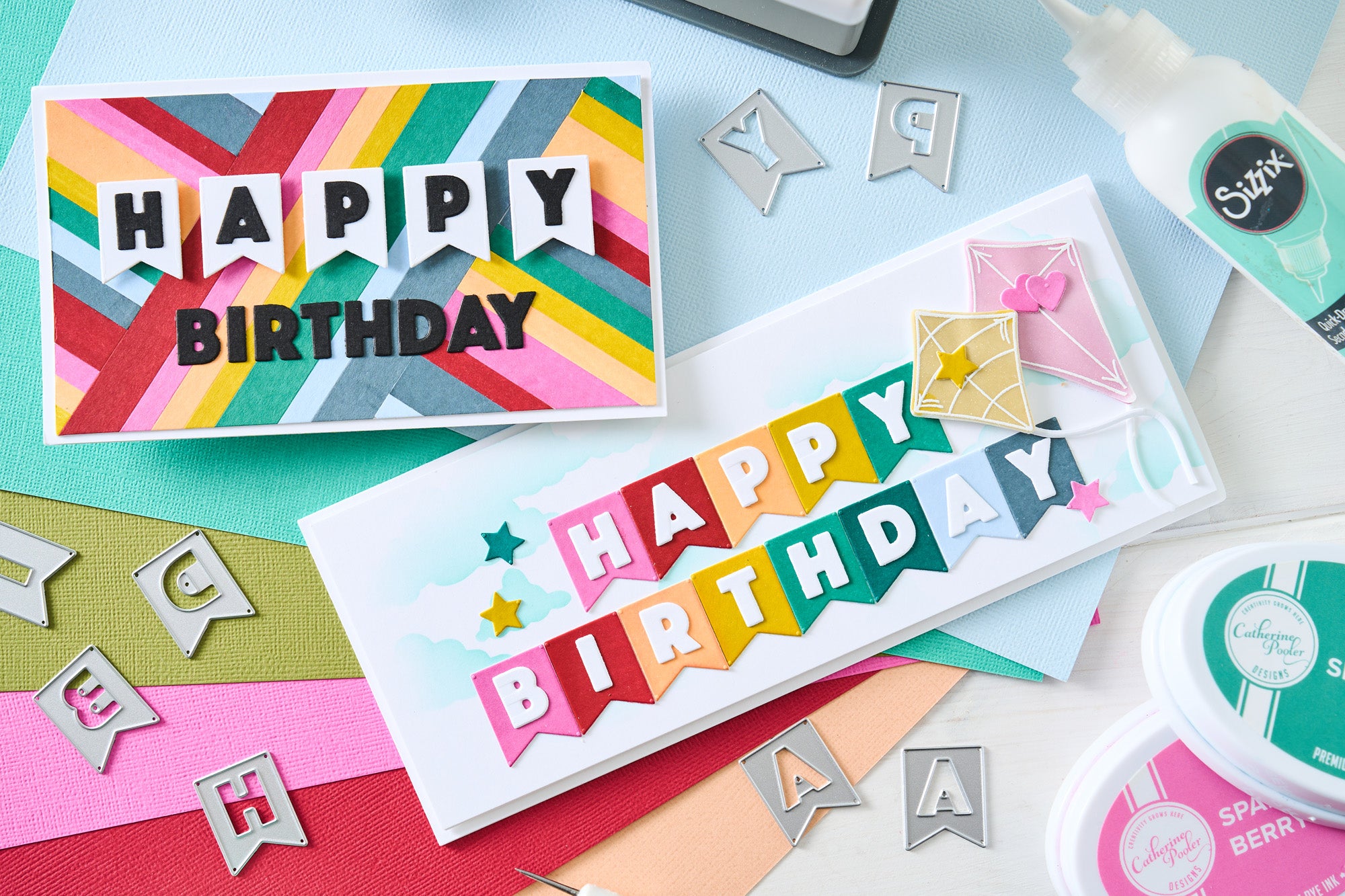 Sizzix, Thinlits 660368, set di fustelle multicolore, taglia unica, frase Happy Birthday to You di Jen Long, confezione da 3 Sizzix, Thinlits 660368, set di fustelle multicolore, taglia unica, frase Happy Birthday to You di Jen Long, confezione da 3